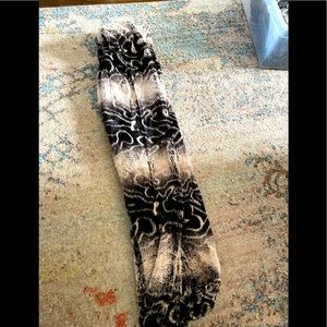 Infinity Scarf ⭐️